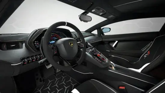 aventador interior